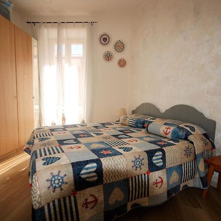 לה מדלנה Appartamento Azzurra מראה חיצוני תמונה